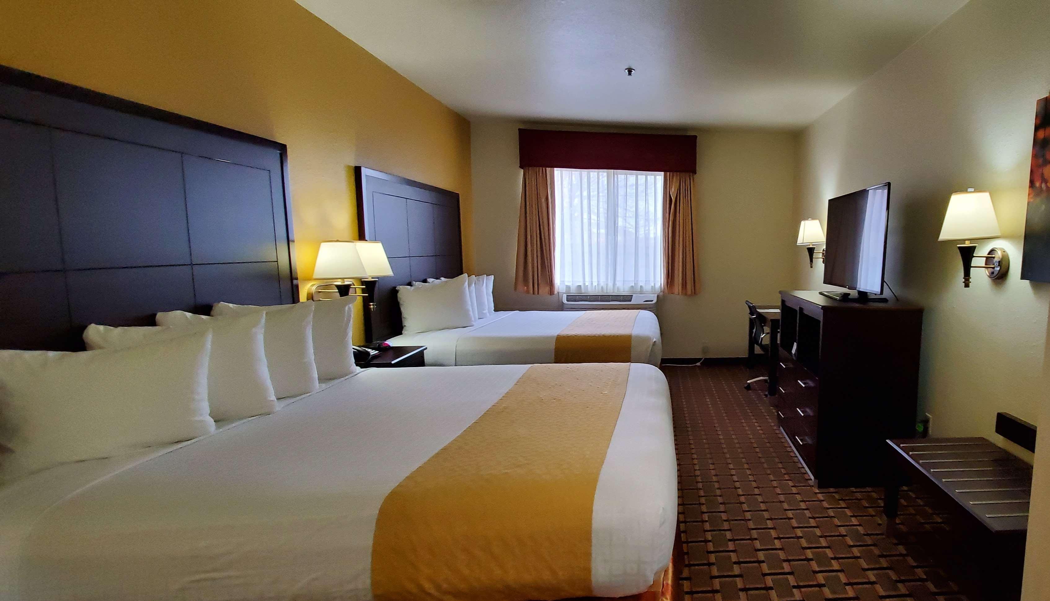 Best Western Executive Inn & Suites Madisonville Екстер'єр фото