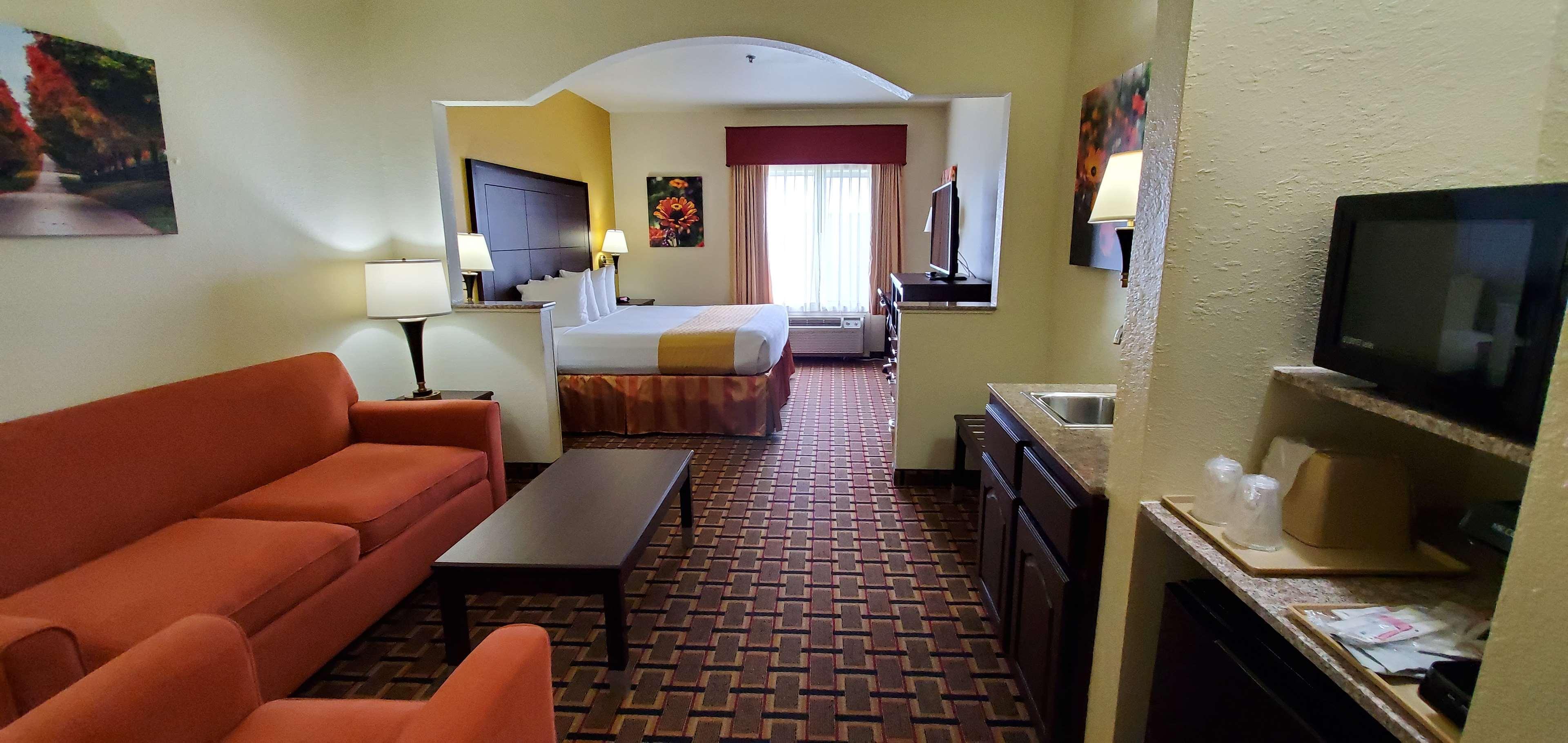 Best Western Executive Inn & Suites Madisonville Екстер'єр фото